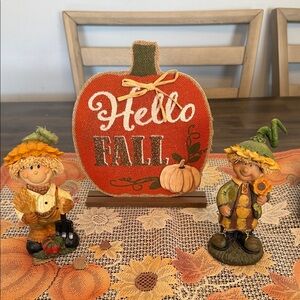 🍁🍃 Hello Fall Pumpkin Decor with Scarecrow Figurines